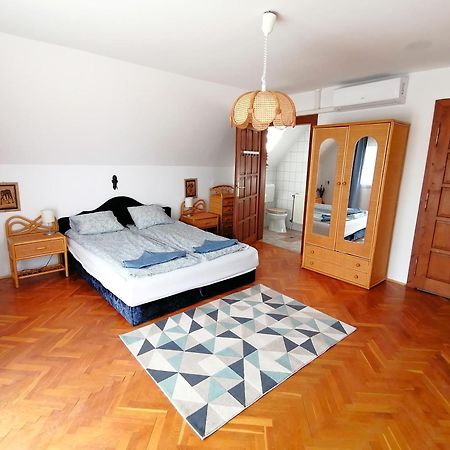 Szigligeti Panorama Apartmanhaz Bagian luar foto